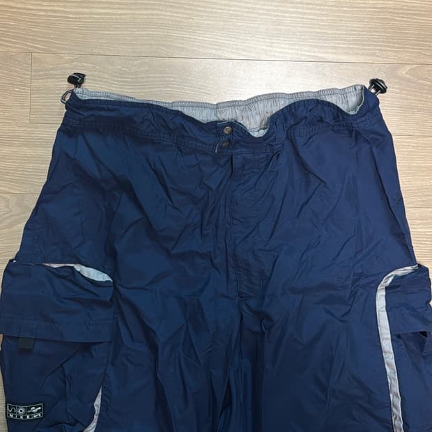 2000s Nike archive track pants