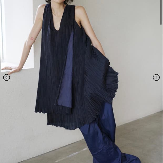 HWI - MINI PLEATS ONEPIECE [MIDNIGHT]