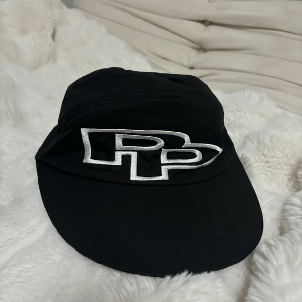 새상품)퍼블릭파마시 빅로고캡bk