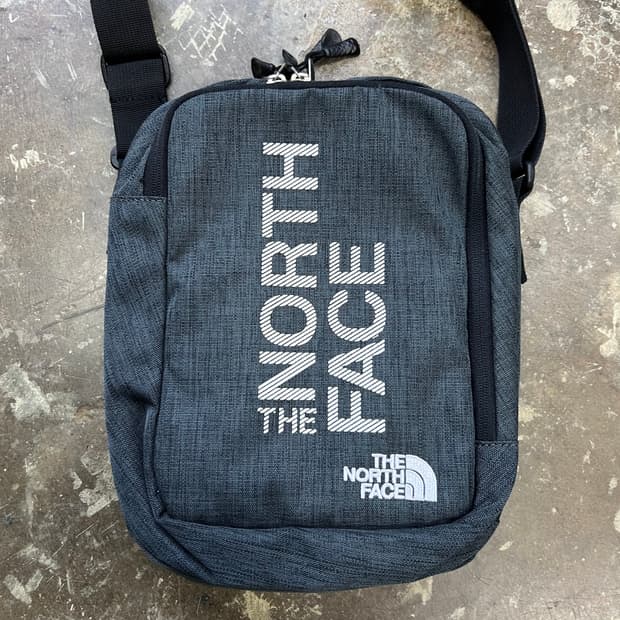 노스페이스 빅로고 메신저백 가방 크로스백 남여공용