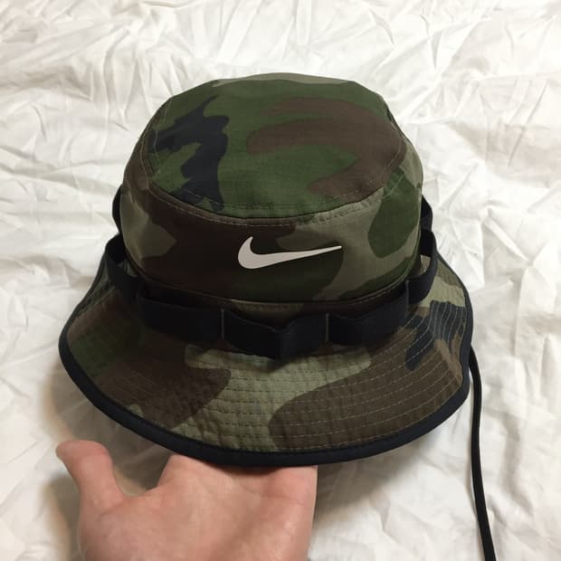 나이키 카모 버킷햇