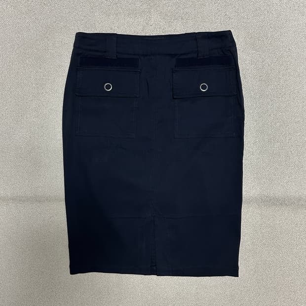 엠포리오 아르마니 미디 스커트