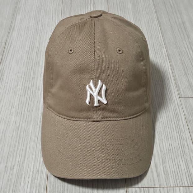 MLB 베이지 모자 볼캡