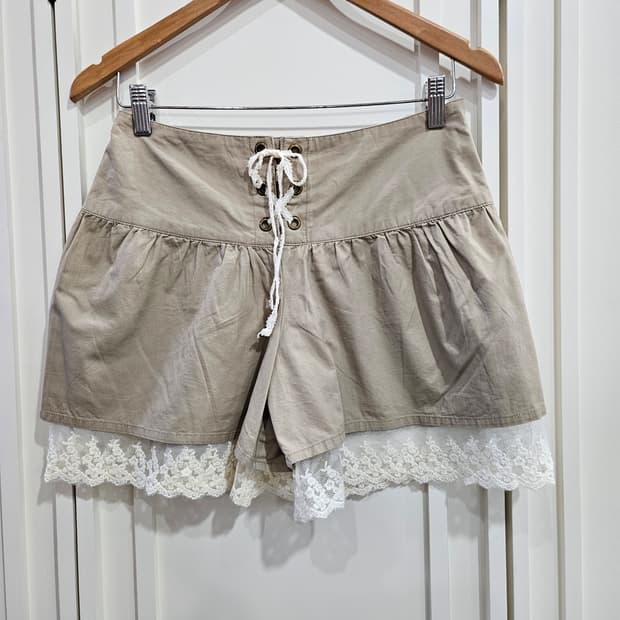 레이스  반바지