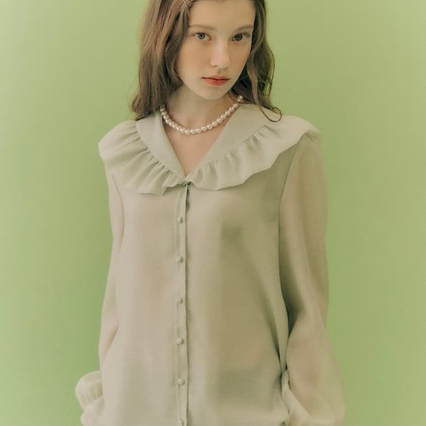 [새상품] DearK 프릴 카라 블라우스