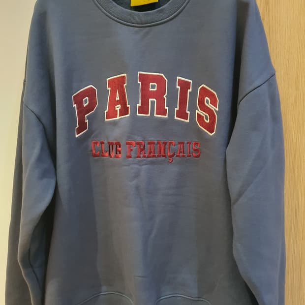 CONICHIWA bonjour 파리 맨투맨 판매합니다!