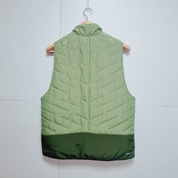 남성 2022 나이키 러닝 써마핏 리펠 경량 패딩 베스트 조끼 러닝복