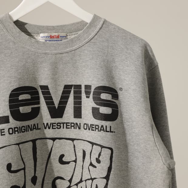 리바이스 레드탭 그래픽 맨투맨 스웻