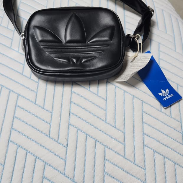 아디다스 미니 에어라이너 크로스백 가방