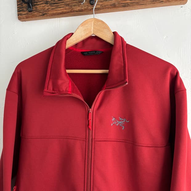 Arcteryx 아크테릭스 레드 집업 자켓