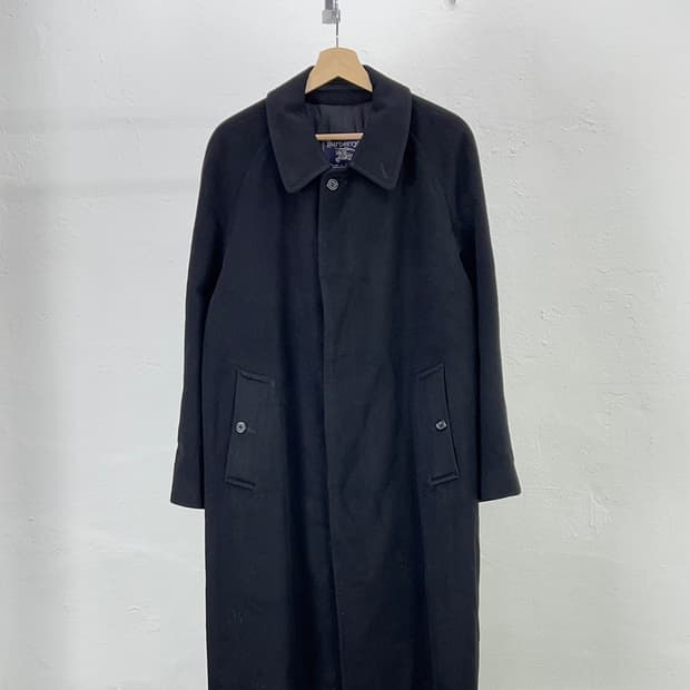 버버리 블랙 퓨어 캐시미어 블렌디드 히든 버튼 발마칸 코트