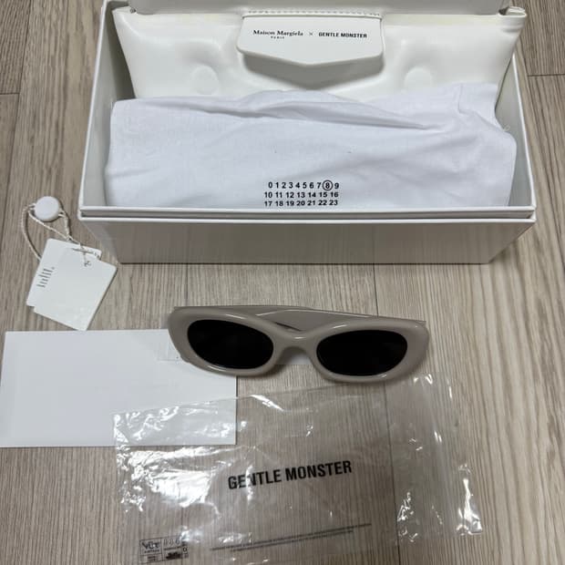 젠틀몬스터x마르지엘라 mm04