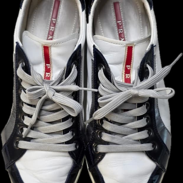 프라다 스포츠 레더 나일론 스니커즈