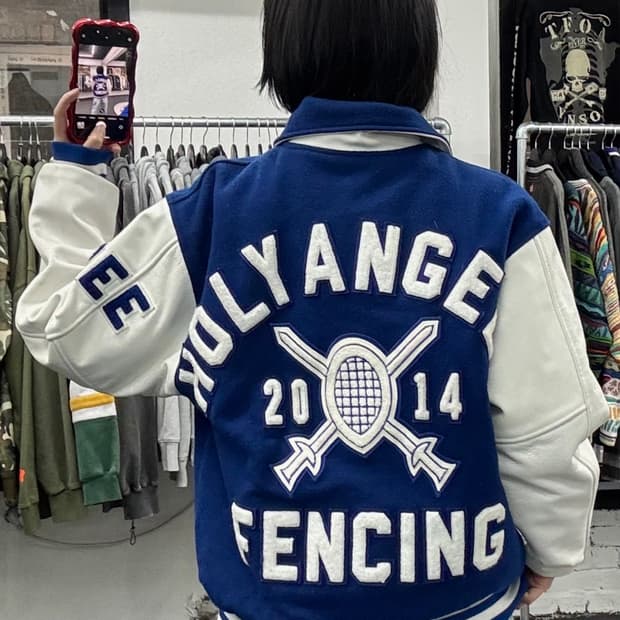 Mary’s Clothing 레더암 바시티 자켓