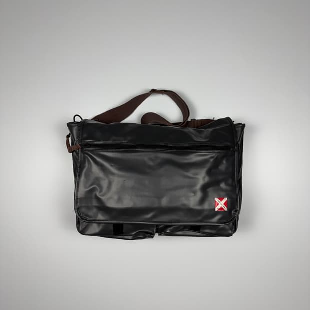 요시다포터 러기지라벨 라이너 메신저 숄더백 블랙