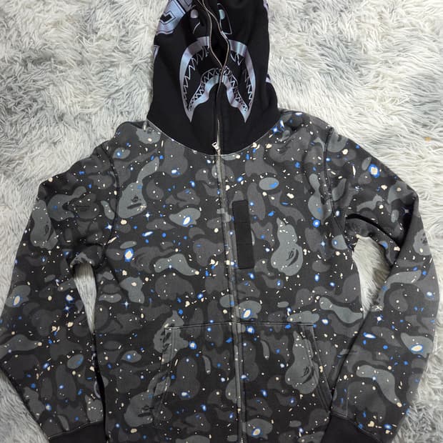 베이프 스페이스 카모 샤크 야광 후드집업