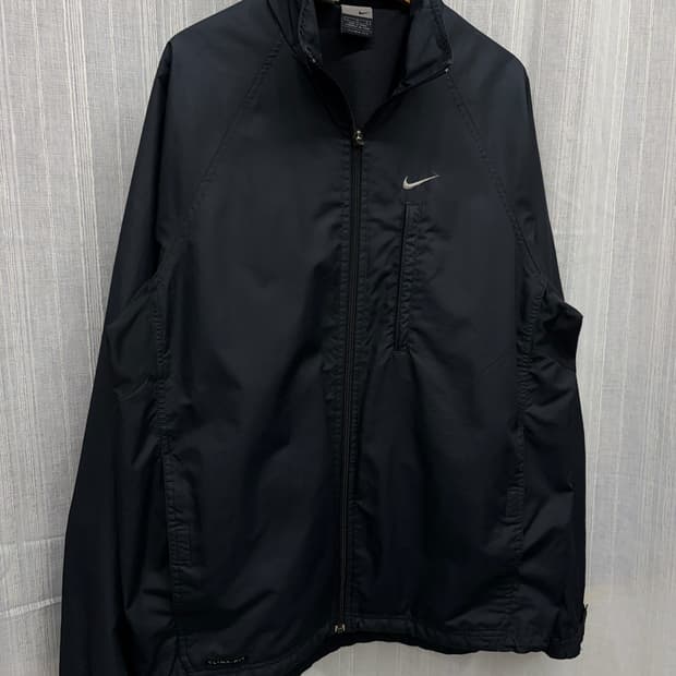 나이키 올블랙 스톰핏 바람막이 자켓 