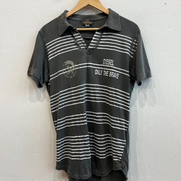 DIESEL 디젤 로고 오픈 PK티셔츠 카라티