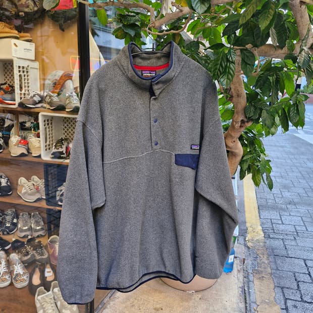 Z-196 파타고니아 신칠라