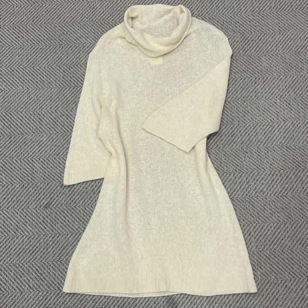 막스마라 하이넥 니트 원피스 v0464