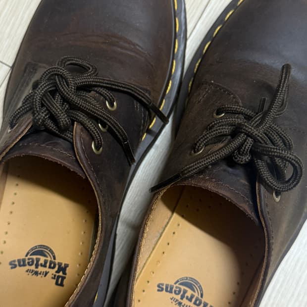 (매장구매,박스o) 닥터마틴 크레이지홀스 크레이지호스 230