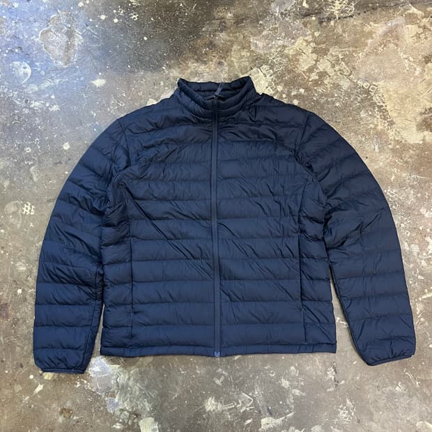 L) 유니클로 울트라 라이트다운 경량 패딩 점퍼 자켓