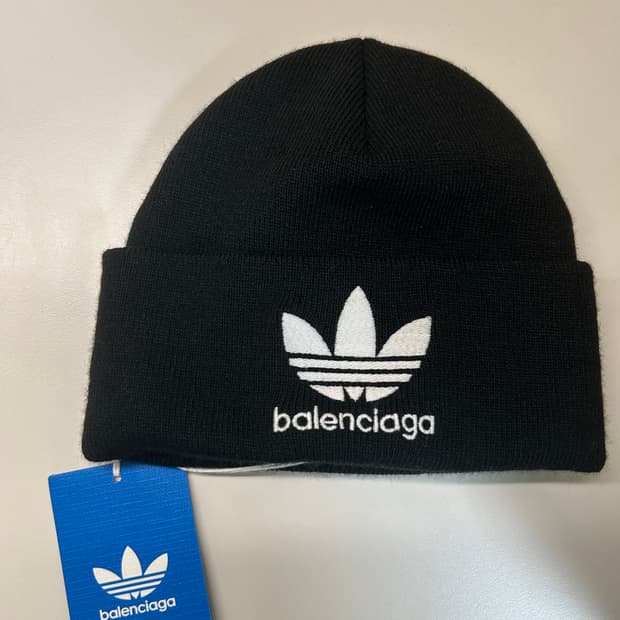 아디다스 발렌시아가 콜라보 비니 새상품