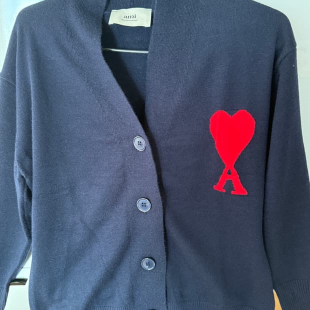 (⚠️설명 필독⚠️) 아미 빅 하트 가디건 네이비 여성용