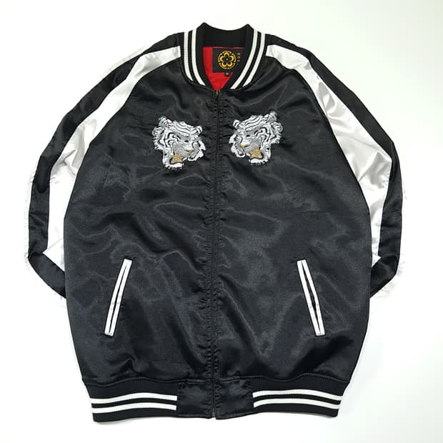 CL555 XL 로그 00s 새틴 블랙 화이트 백호 스카잔 자켓