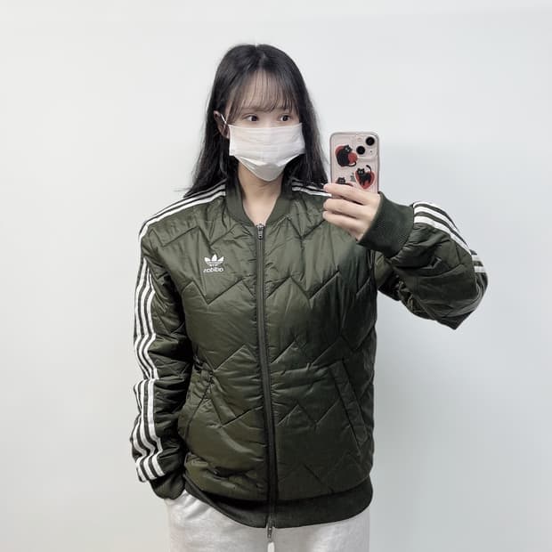 아디다스 슈퍼스타 퀄티드 자켓 카키