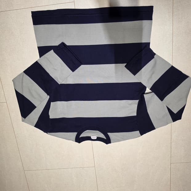엣라코WIDESTRIPEDTEESHIRT GRAY-NAVY