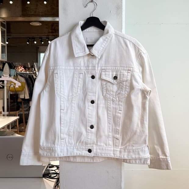 트루 릴리전 화이트 데님 트러커 자켓 