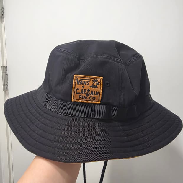 반스 x 캡틴핀 콜라보 버킷햇 (서핑) 