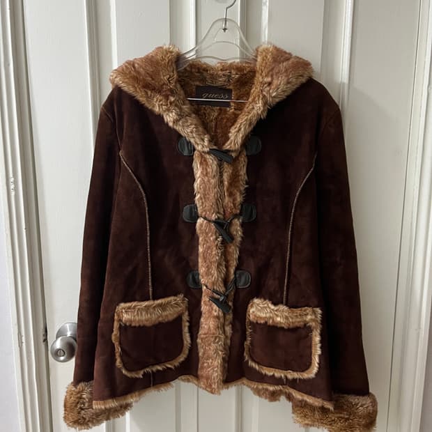 게스 시어링 빈티지 후드 하프 스웨이드 퍼 무스탕 코트 자켓