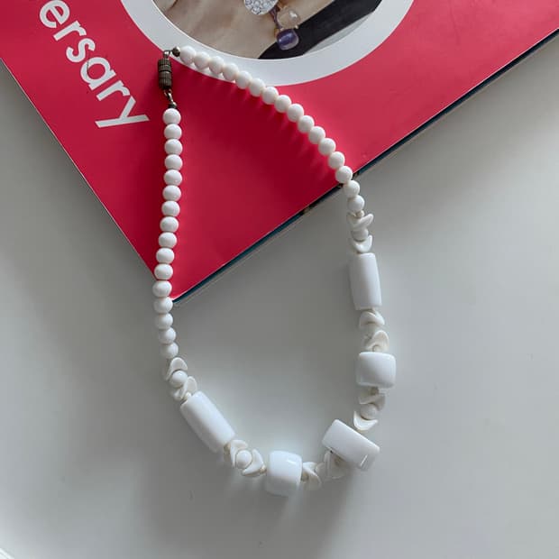 빈티지 비즈 화이트 목걸이 y2k 페어리 키치