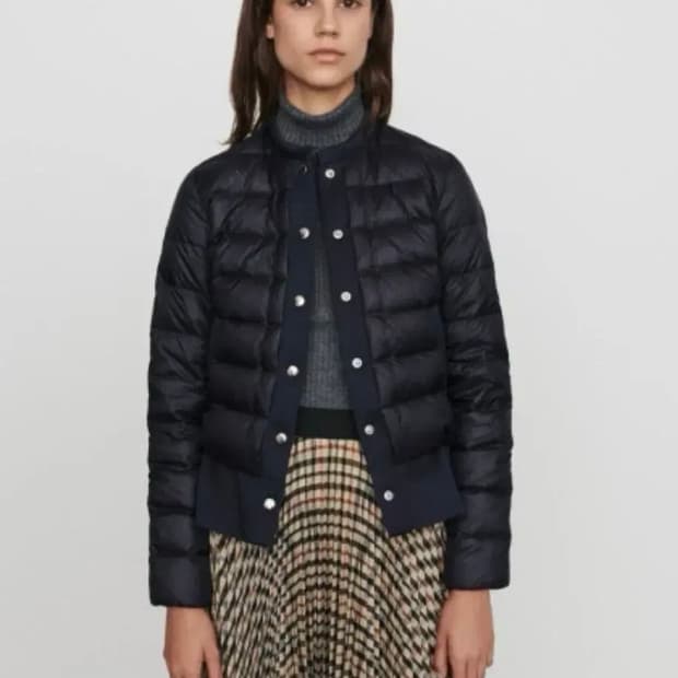 마쥬 오리털 프릴 패딩 경량패딩