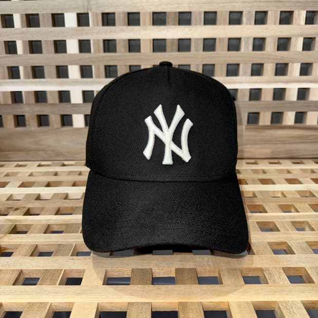 뉴에라 뉴욕 양키스 K프레임 블랙 캡