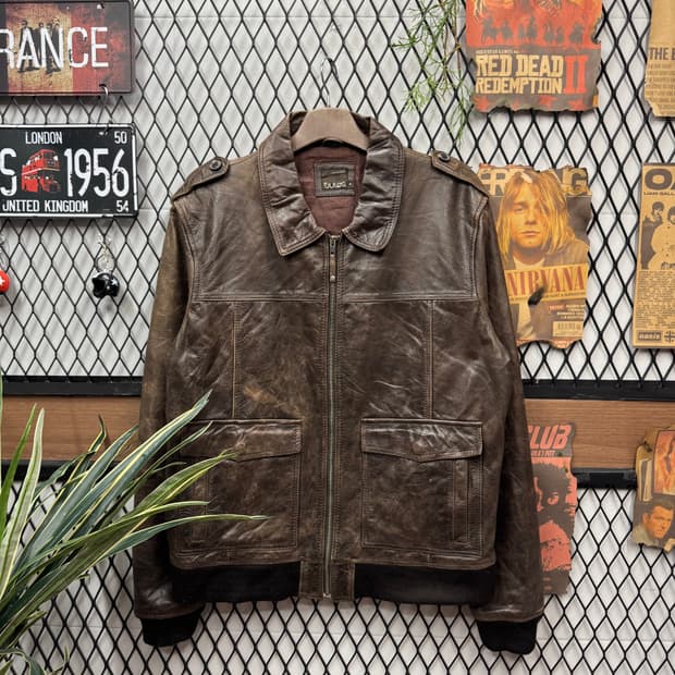 JULES 빈티지 레더 플라이트 자켓 투포켓 디테일 브라운