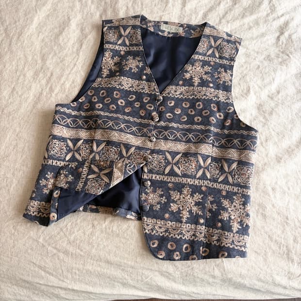 patterned vest