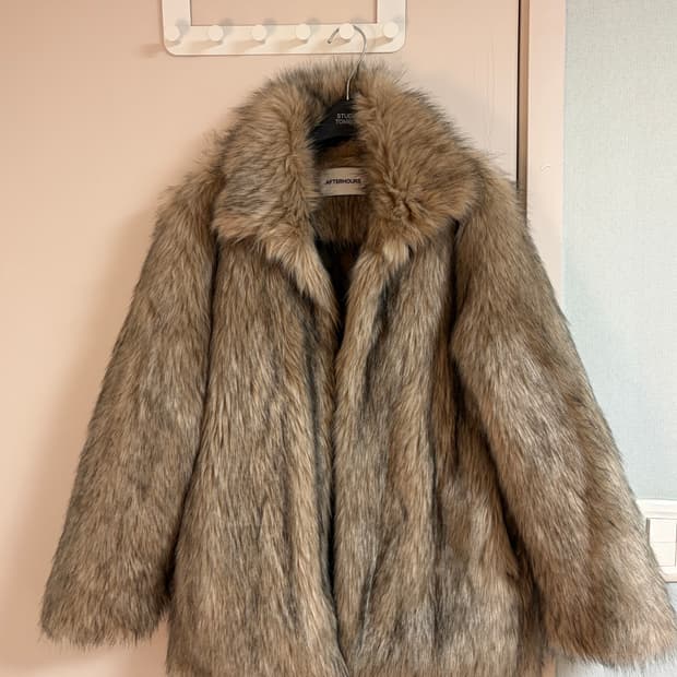 애프터아워즈 퍼자켓