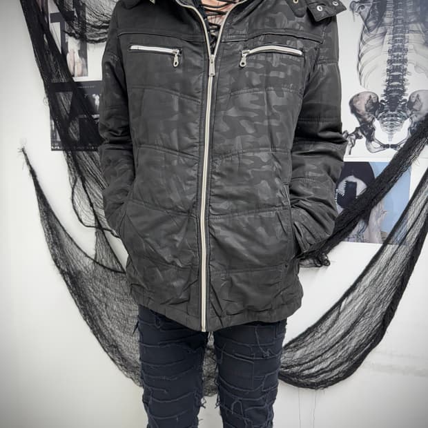 00s camo pattern jumper