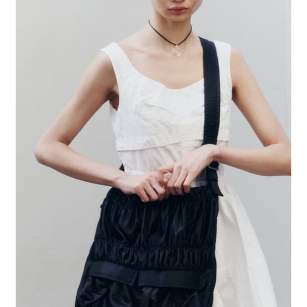 얀시시 페어리 호보백 블랙 팔아요 