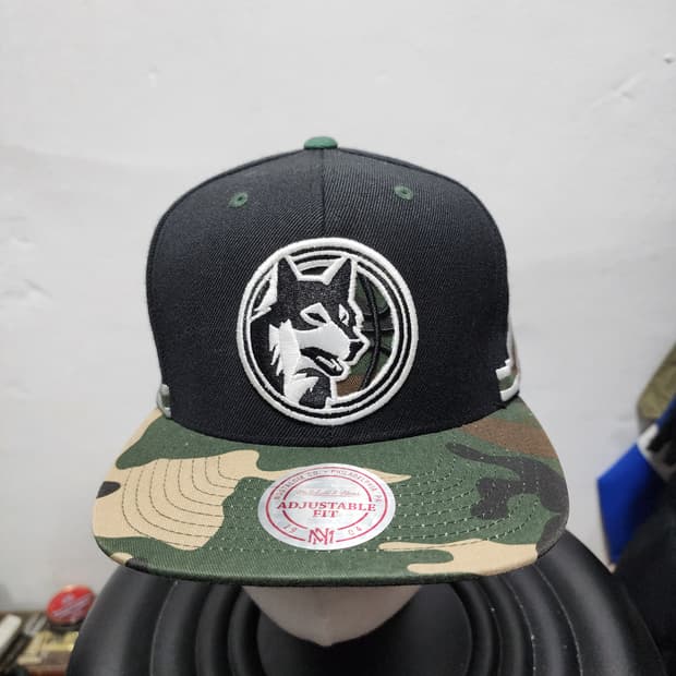 미첼앤네스 밀리터리 미네소타 팀버울브스 스냅백