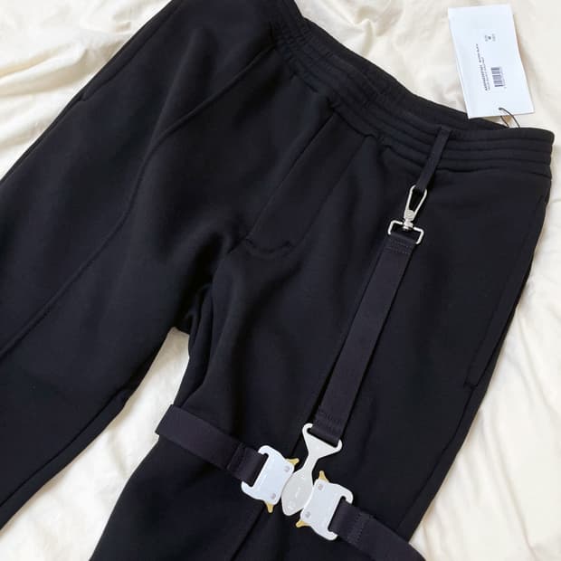 알릭스 1017ALYX 9SM 버클 스웻팬츠