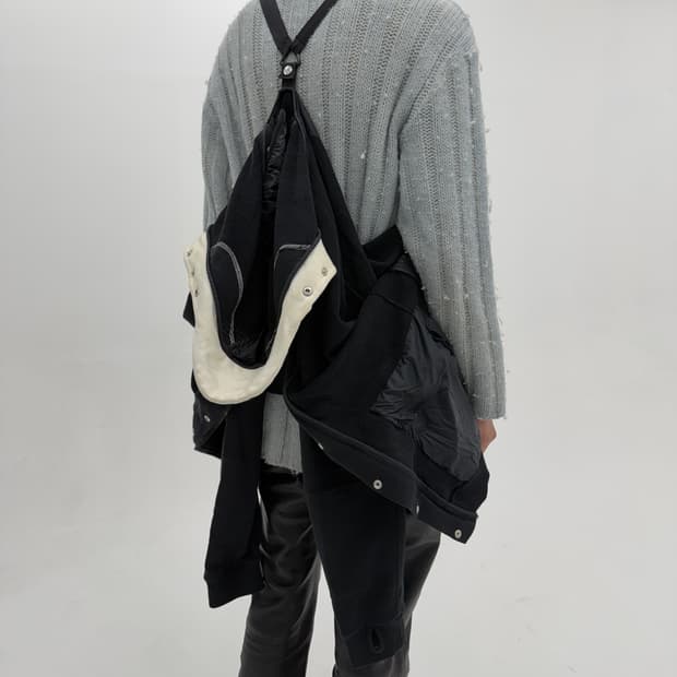 솔로이스트x컨버스 hoodie