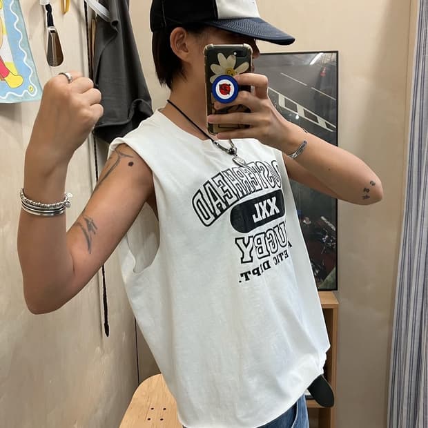 vtg cutting sleeveless 