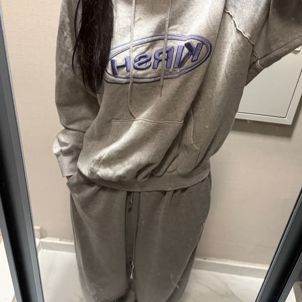 키르시 그레이 후드티 1