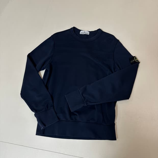 스톤아일랜드 맨투맨 네이비 M