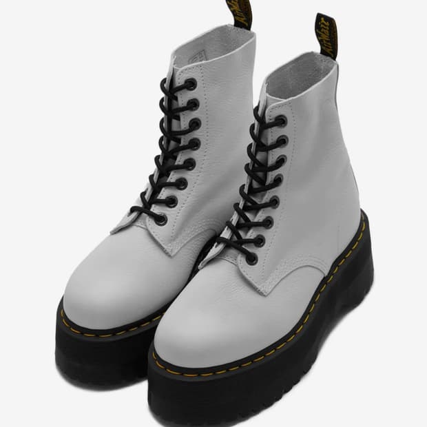 닥터마틴 1460 파스칼 맥스 화이트 플랫폼 부츠