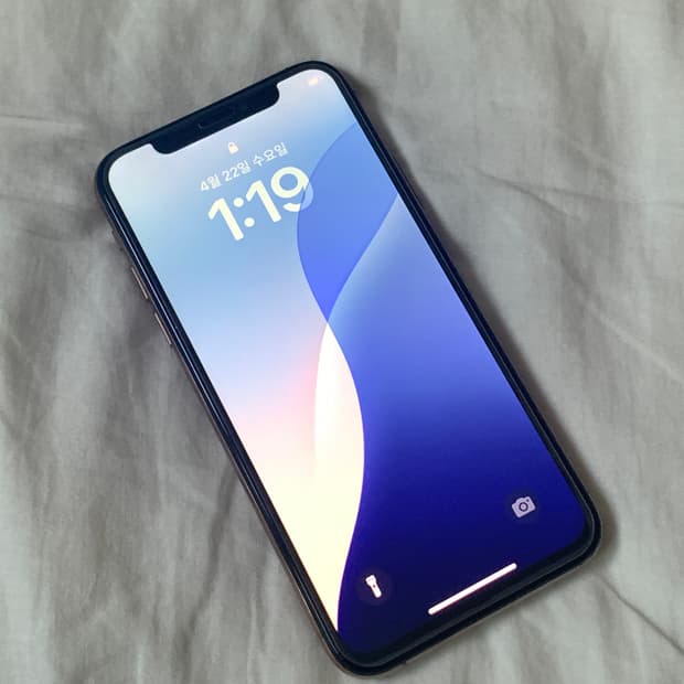 아이폰 XS 무음 256GB (S급 베터리95%)